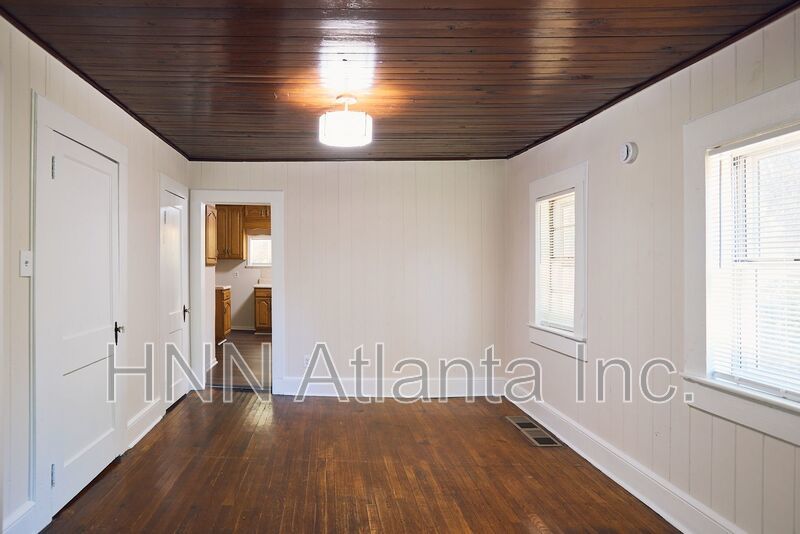 Charming Stone Cottage in the Heart of Decatur property image