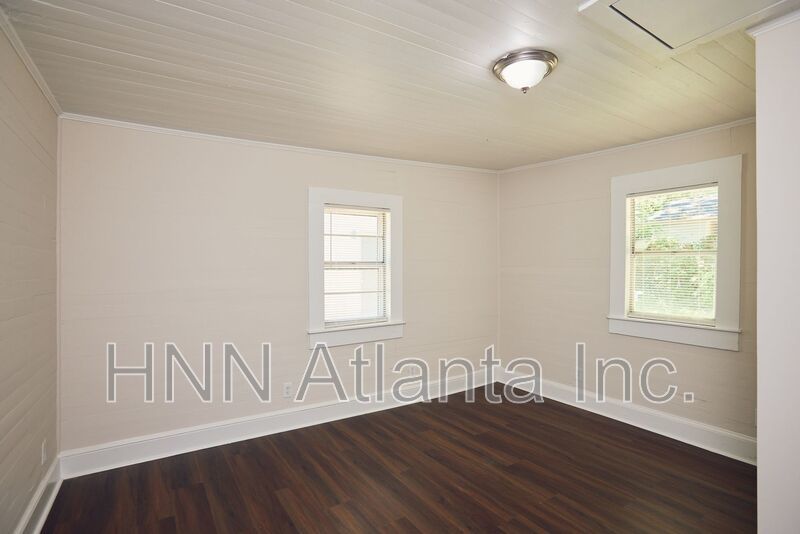 Charming Stone Cottage in the Heart of Decatur property image