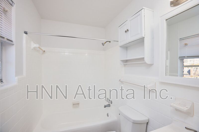 Rent Special Ongoing! Convenient Lenox Hills Living in One of Atlanta’s Most Connected Neighborhoods property image