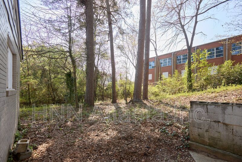 Bright & Spacious 3BR Home in Carroll Heights property image