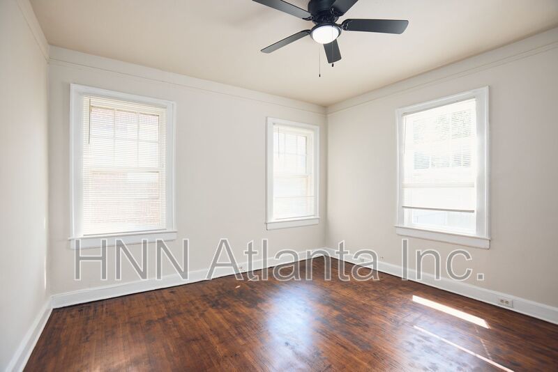 Spacious 1/1 in Midtown Neighborhood property image