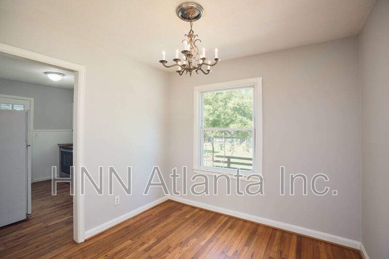 Stylish 3BR/1BA Home with Yard Near BeltLine & City Access property image