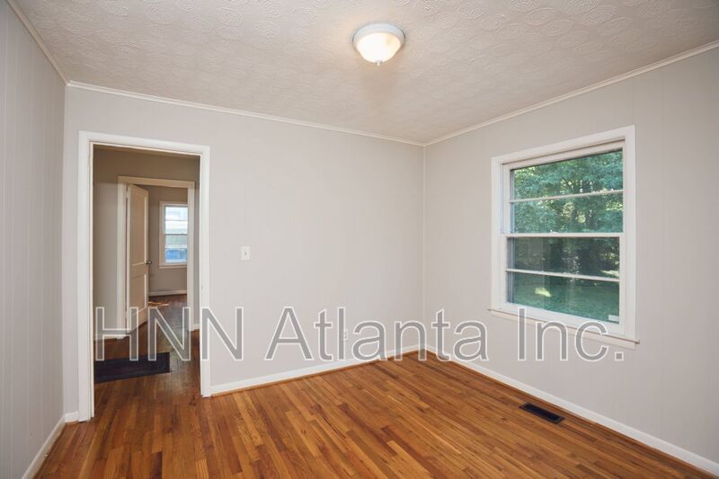 Stylish 3BR/1BA Home with Yard Near BeltLine & City Access property image