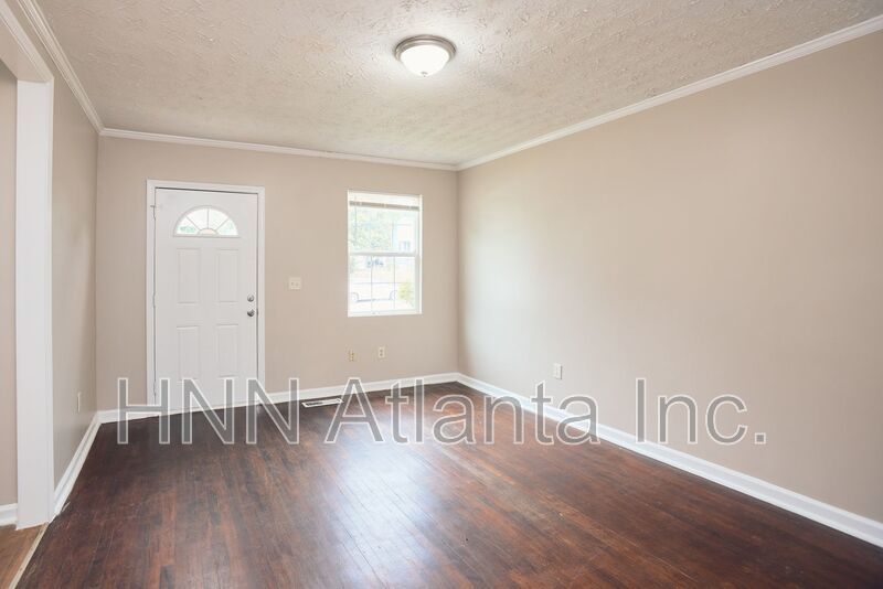 Classic Charm Meets Modern Comfort in Marietta property image