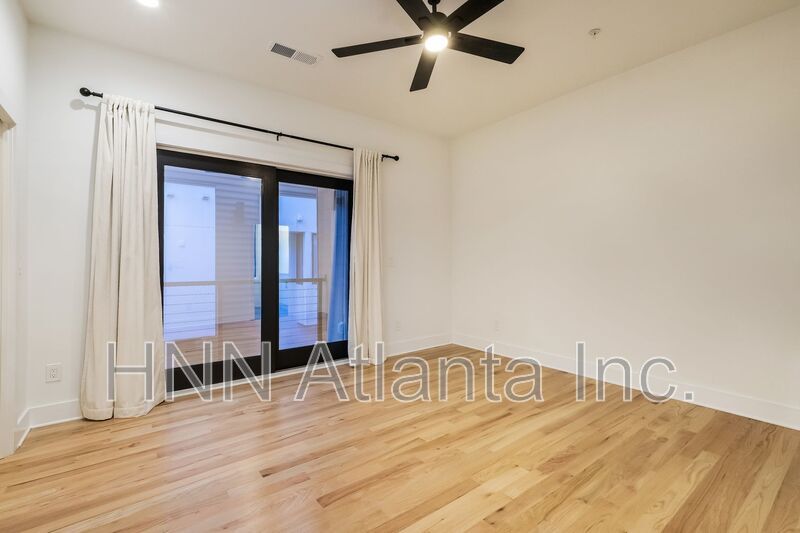 Sleek 2BR Townhome-Style Condo with Rooftop Deck property image