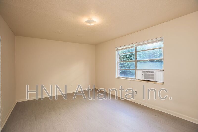 Convenient Lenox Hills Living in One of Atlanta’s Most Connected Neighborhoods property image