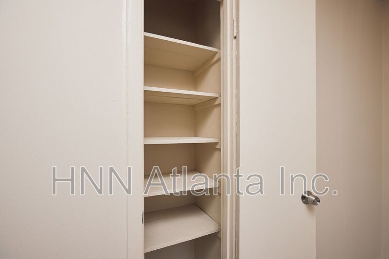 Convenient Lenox Hills Living in One of Atlanta’s Most Connected Neighborhoods property image