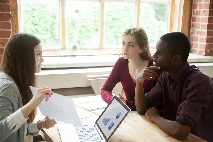 4 Things to Consider When Choosing a Leasing Agent in Atlanta, GA